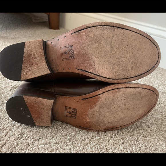 Frye Melissa Button Lug boots, size 7 - Picture 6 of 8